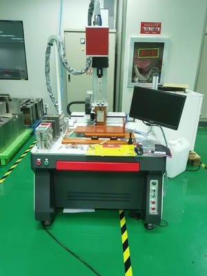 プリズム電池のパック レーザー点の溶接工、自動レーザ溶接装置1000*80mm